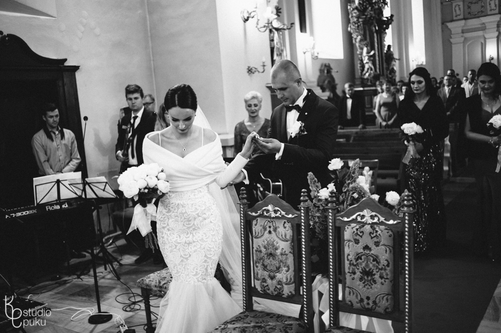 Obrazek posiada pusty atrybut alt; plik o nazwie mm-studio-puku-fot-kamil-cichon-4-of-18.jpg